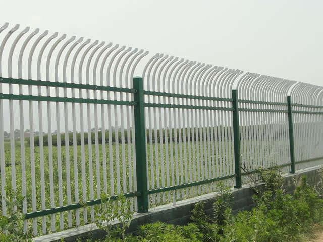 金属护栏网 锌钢护栏 铁艺护栏 市政围栏网 防护栏厂家现货供应示例图3