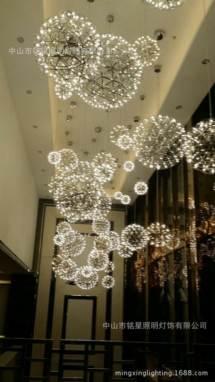 大型商场中庭LED球星吊饰首选铭星灯饰专业定制购物中心中厅吊挂示例图13