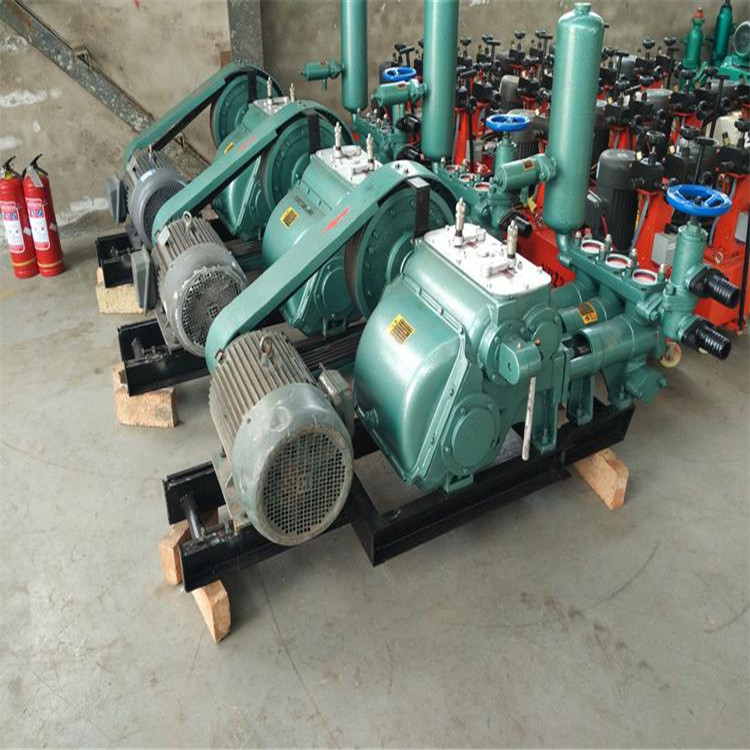 贵州黔东矿用三缸大流量泥浆泵 万泽锦达BW320型卧式泥浆泵
