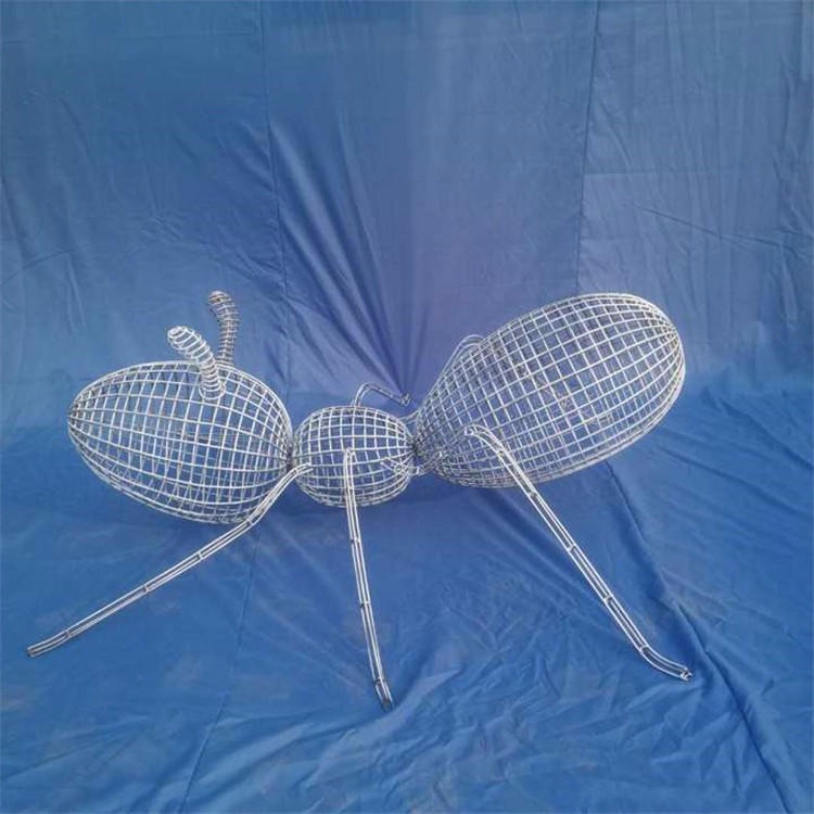 铁丝编织网格蚂蚁雕塑 铁艺蚂蚁雕塑 铁艺动物雕塑图片