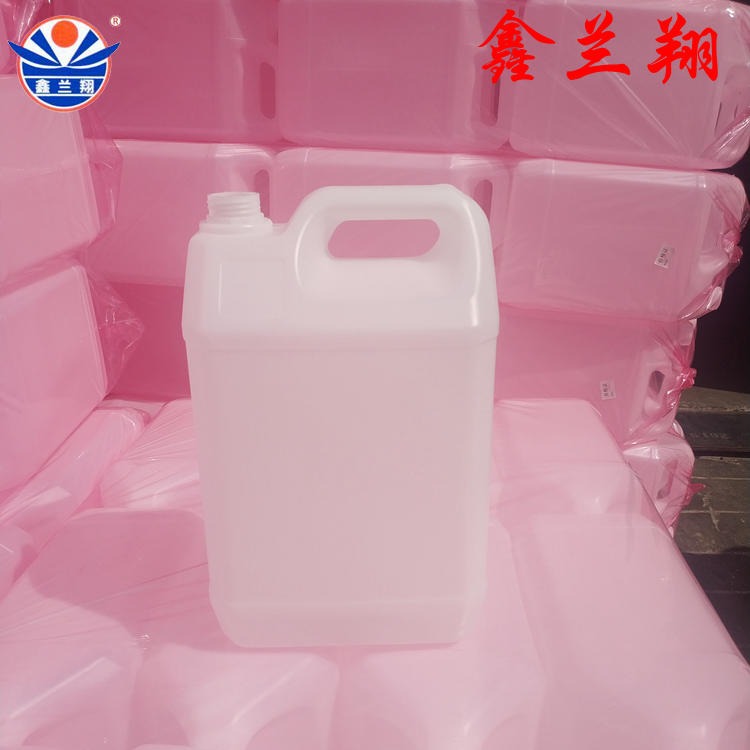 山东临沂尿素桶制作厂家，尿素桶样式制作，定制车用尿素桶