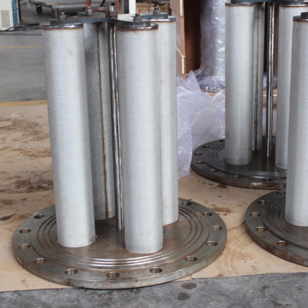 放散过滤器 ，主要用于喷吹罐充压或卸压时用，实体厂家