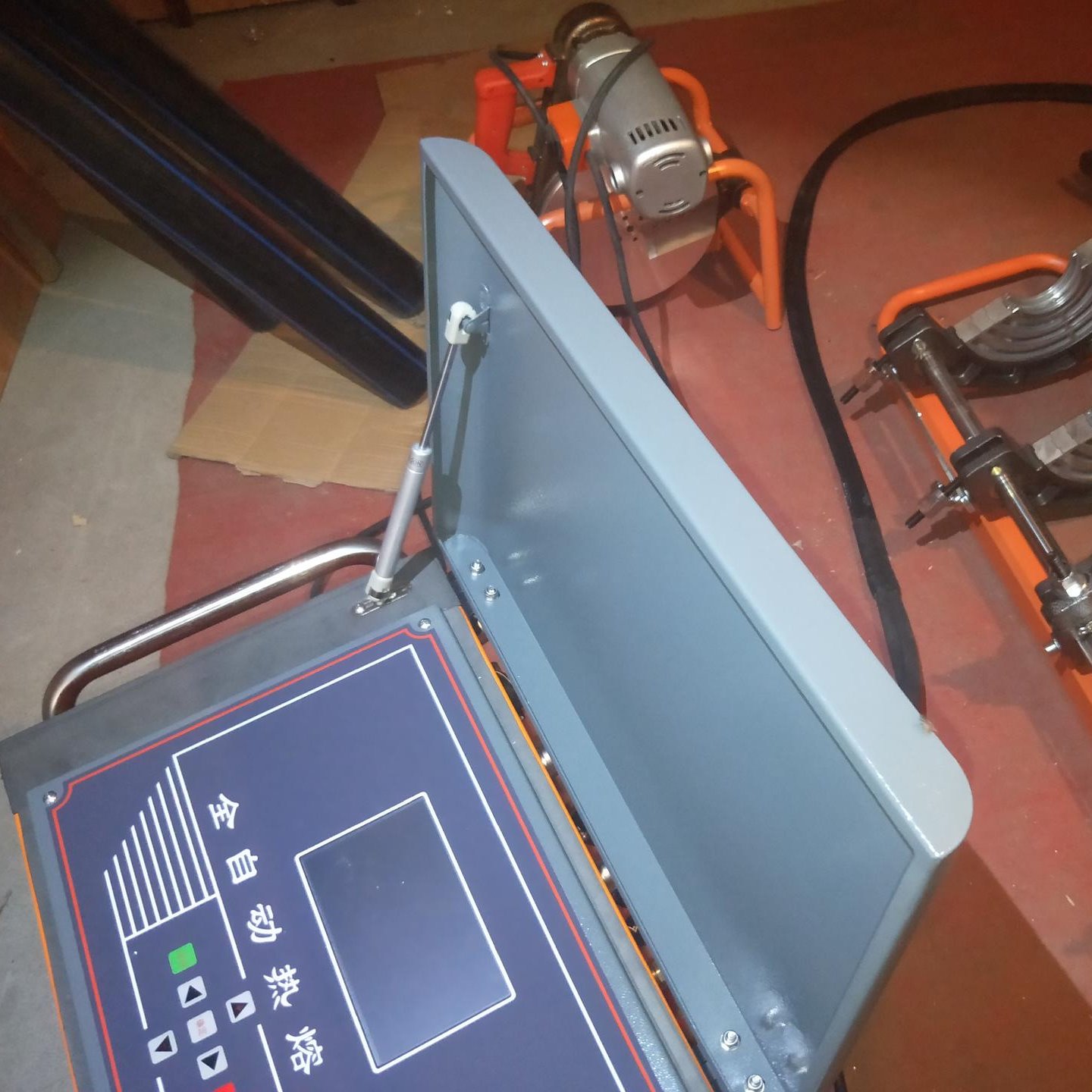 山东鑫冠全自动热熔机,160-315全自动热熔对接机,质量好全自动热熔焊机图片