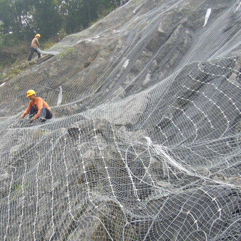 青海西宁主动边坡防护网、落石防护网、公路边坡防护网、钢丝绳网 茂群丝网