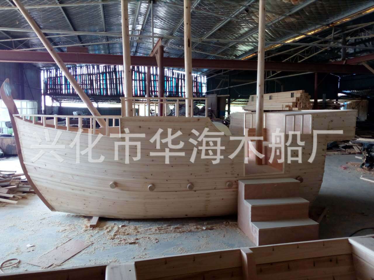 定制大型木制海盗船 户外景观装饰船 室内摆件展览主题木船示例图4
