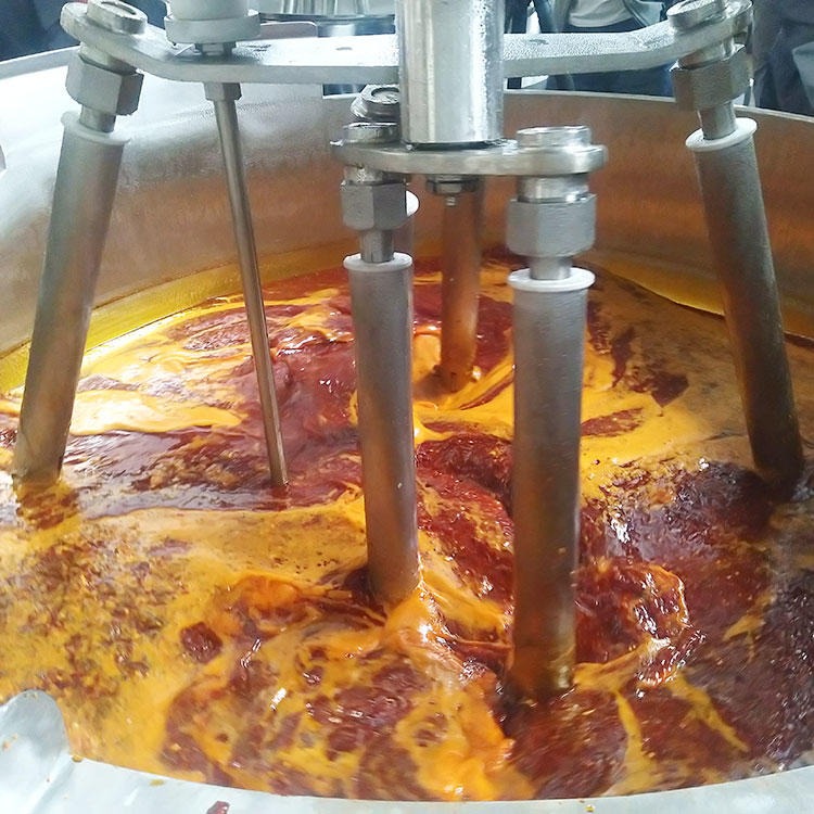 咖喱酱大型炒料机厂家 专业酱料底料调味料炒锅 电磁加热牛肉酱摇摆机器