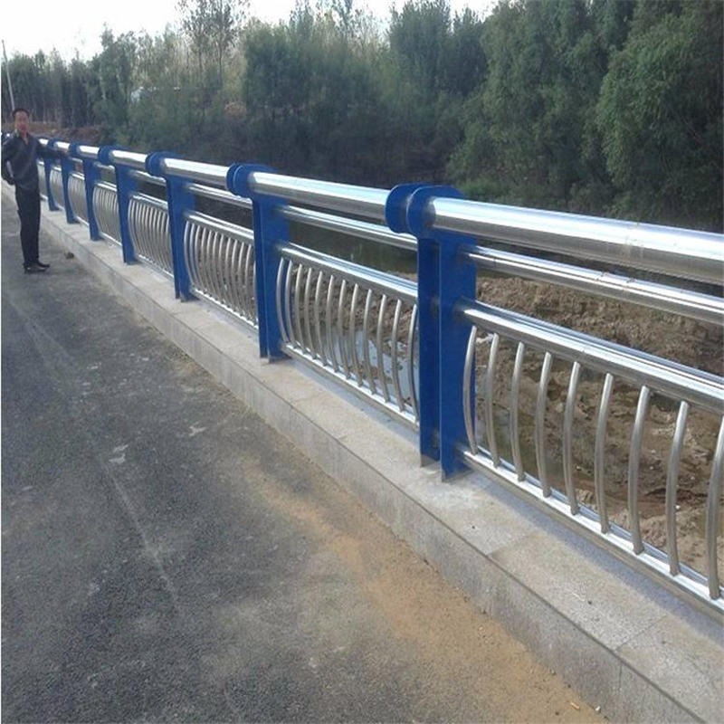 随州市304不锈钢碳素钢复合管 桥梁护栏 聚晟 河道栏杆 人行道路扶手