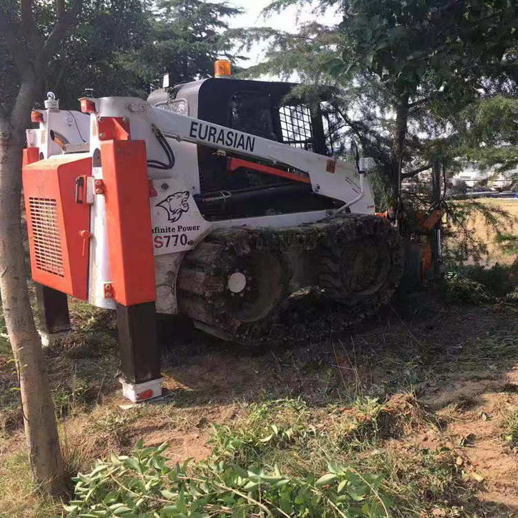 挖树机视频   铲式挖树机   起树机挖树机   浣熊