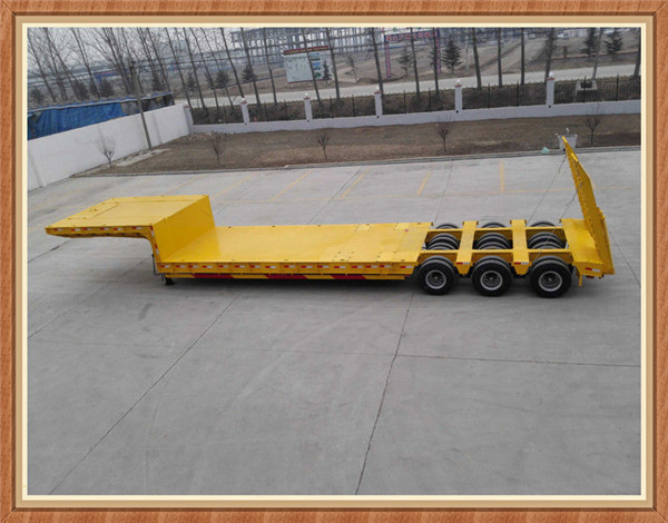 拖挂车 工程机械三线六轴低平板运输半挂车13.75米信息