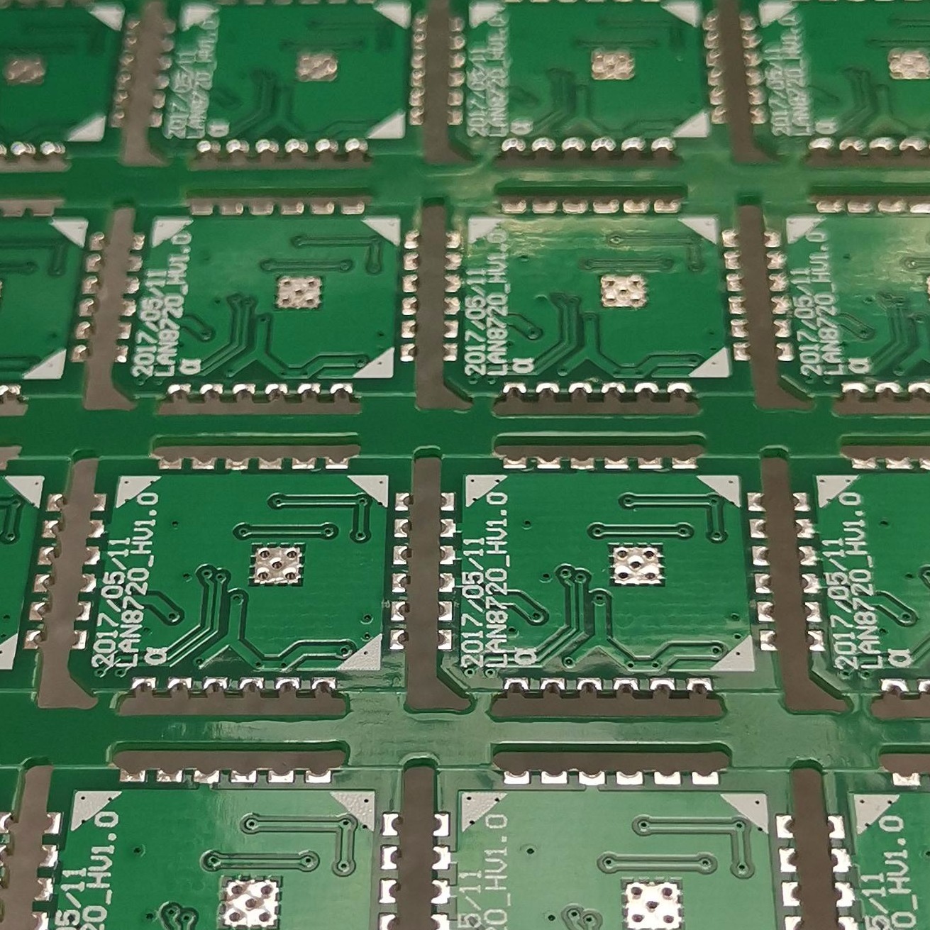 捷科生产供应双面1.6T 化金pcb板 双面线路板  双面PCB 线路板加工图片