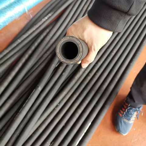 腾旭DN76夹线沥青输送管  钢丝骨架沥青吸排胶管  耐磨耐温图片