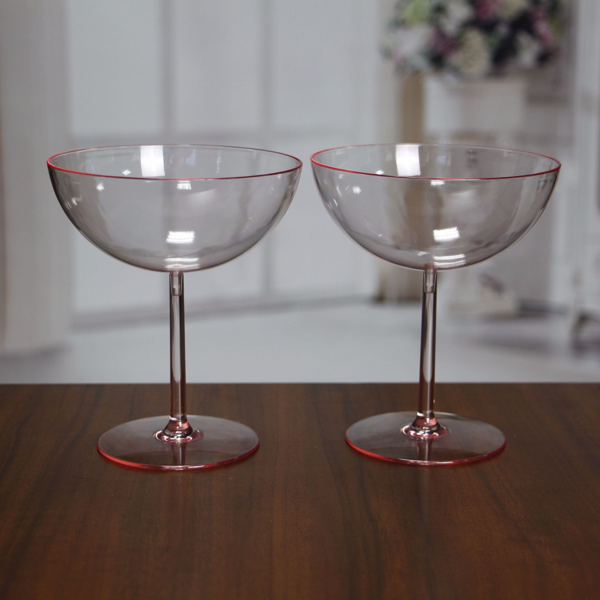 10安士PS一次性塑料酒杯透明红马天尼高脚杯一次性塑料鸡尾酒杯示例图10