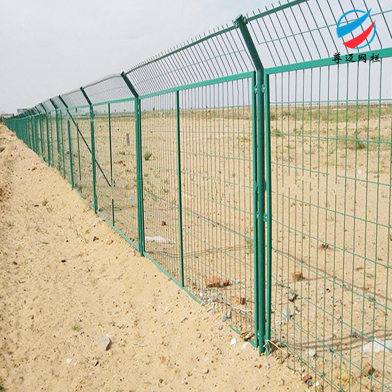 尊迈高速公路护栏 框架护栏网 道路安全防护栏厂家 高速公路护栏