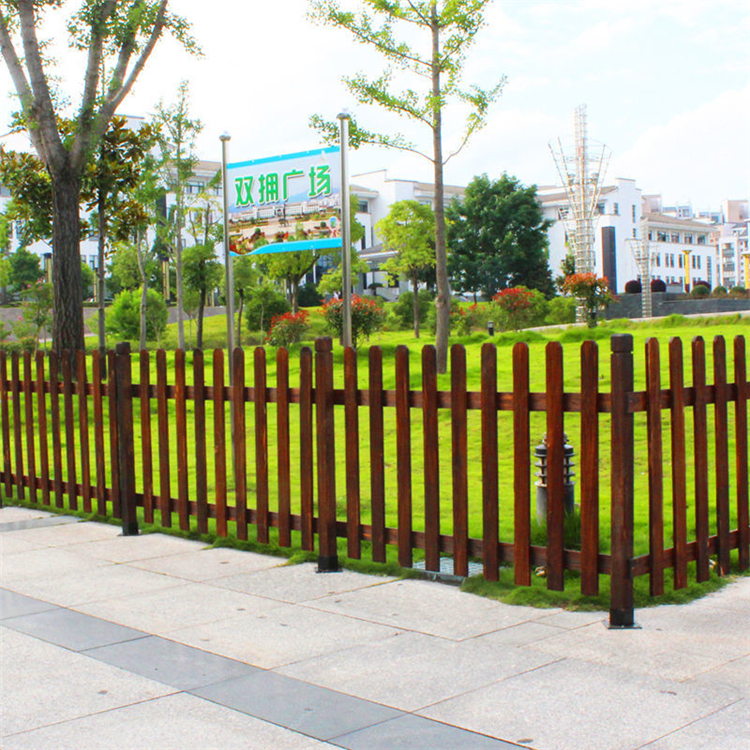 木质围栏 实木碳化庭院木栅栏 庭院公园围栏 云南 佳星