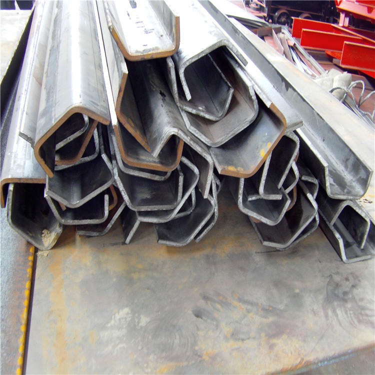 斜槽钢九天厂家供应  热轧槽钢可定制现货