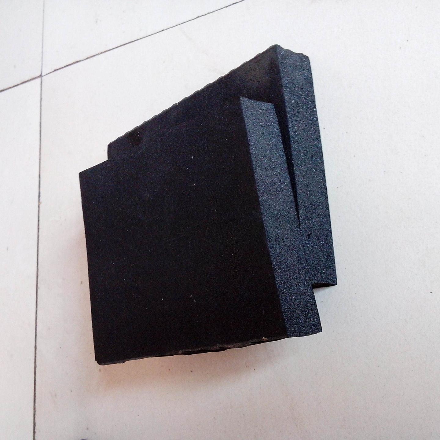 B1级橡塑板 橡塑海绵板 铝箔橡塑板 隔音橡塑板 单面铝箔橡塑板价格 屋面隔音 中维