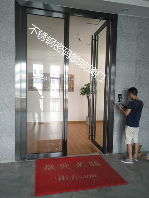 定做深圳不锈钢玻璃门电动玻璃门办公室玻璃门地弹簧玻璃门店铺玻璃门示例图1