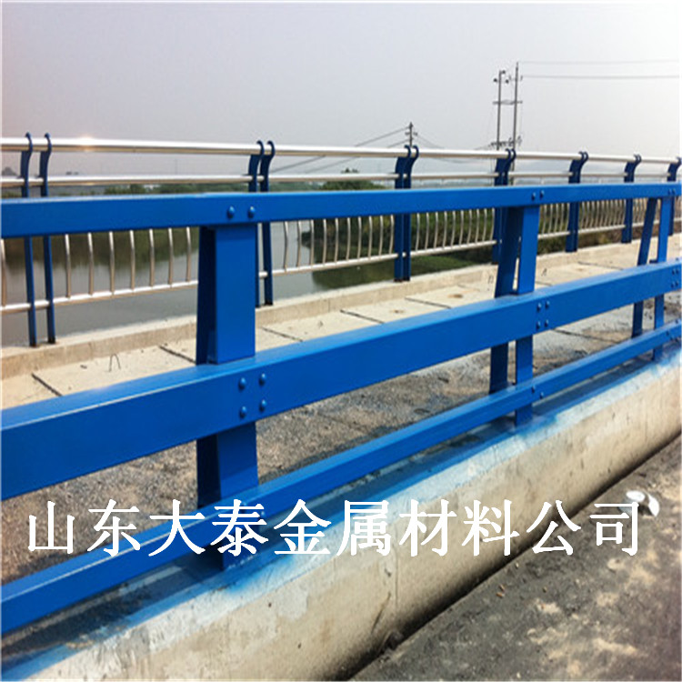 不锈钢钢丝绳栏杆 桥梁不锈钢复合管护栏 上海不锈钢桥梁护栏