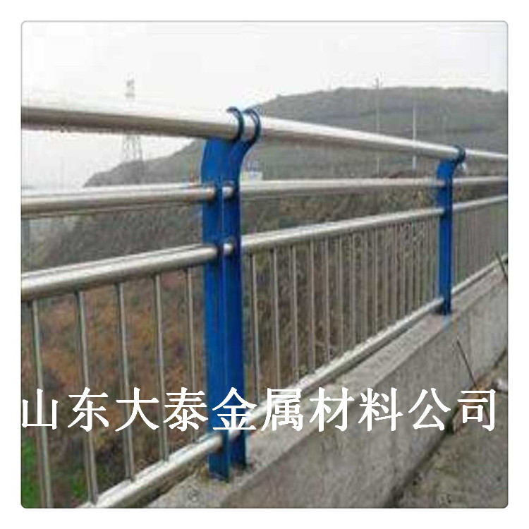 桥梁护栏满焊技术大泰定制加工 桥梁钢板立柱 桥梁防撞护栏