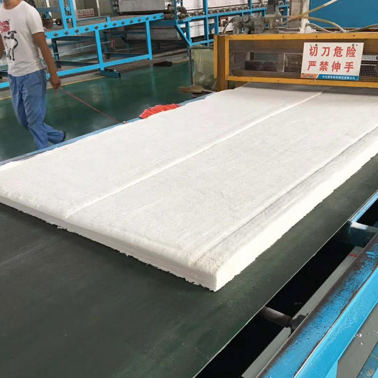 硅酸铝针毯现货 硅酸铝卷毡 硅酸铝毡厂家 大量现货