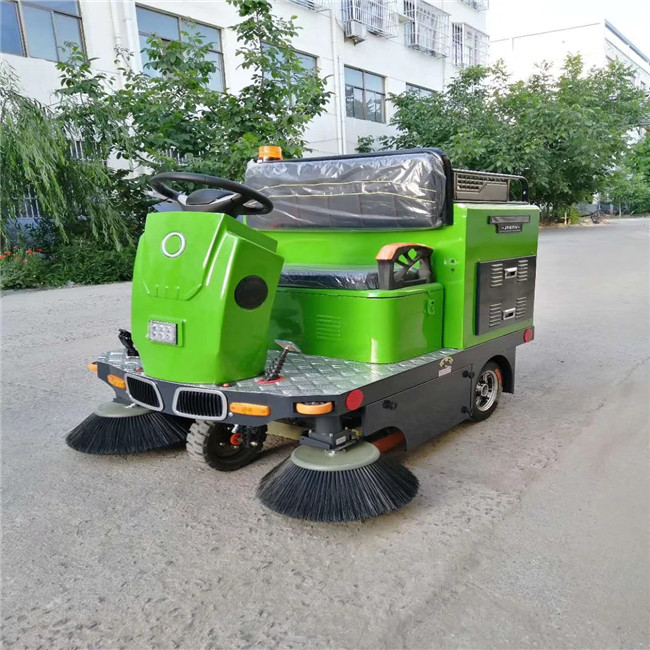 电动三轮扫地车适用场所学校工厂道路清扫车可信赖的图片