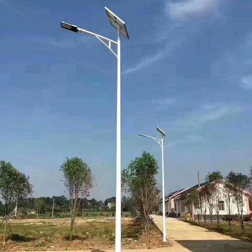 广西贺州市八步区 50瓦太阳能杆 新农村灯杆 价格划算的