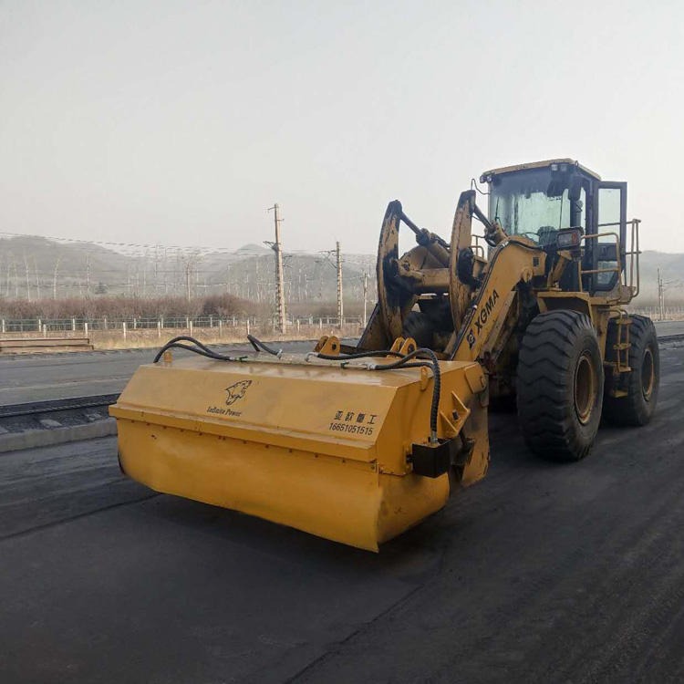 马路扫路器 亚欧重工 水泥道路扫路机 装载机加装扫路器