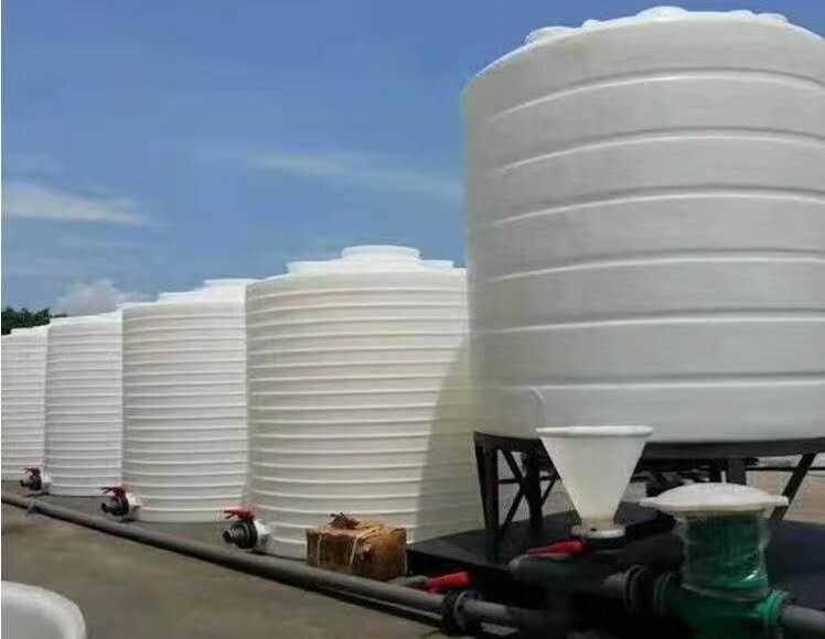 涪陵大型平底塑料水箱 PE水箱塑胶桶 20吨储药罐适用各种酸碱