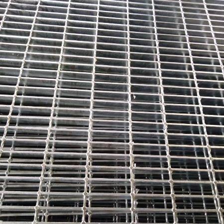 恩宏公司生产焊接钢格板-插接型格栅板-不锈钢镀锌网格板 有现货 可定制