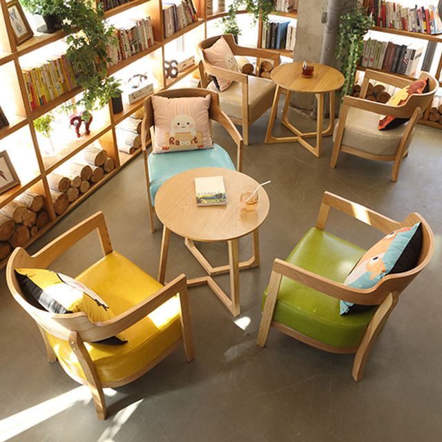 深圳北欧简约餐厅桌椅 咖啡厅沙发椅 书吧休闲饮品实木桌椅组合选众美德图片