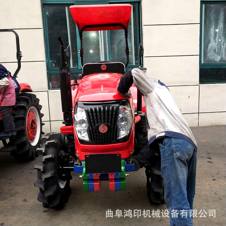 国补精品604中型拖拉机轮式拖拉机为农业耕整四轮驱动拖拉机示例图3