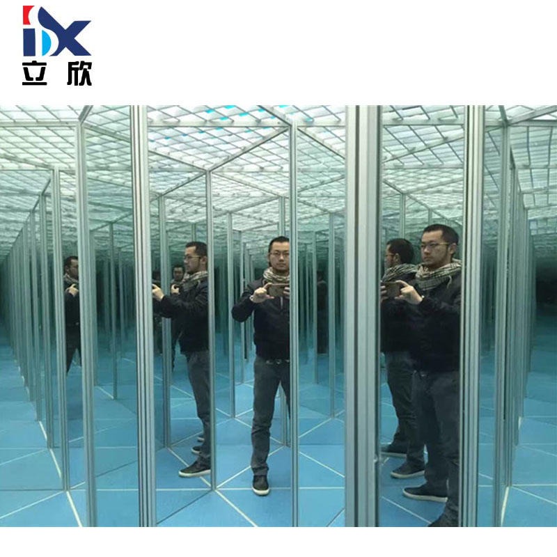 厂家直销镜子迷宫六棱柱 铝材配件小孔六槽 铝合金型材 展会六角柱玻璃卡槽图片