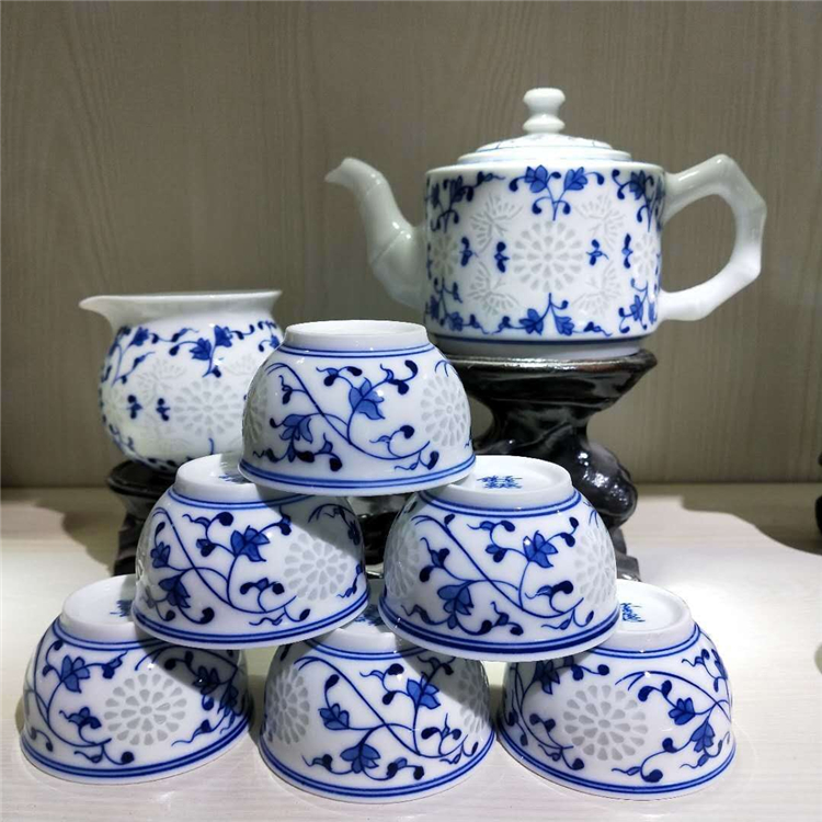 景德镇青花手绘茶杯 景德镇茶具生产厂家 供应陶瓷茶具手绘青花