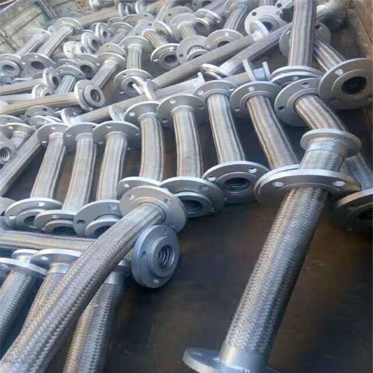 厂家供应现货 波纹不锈钢软管 304焊接金属软管 钢丝网不锈钢软连接图片
