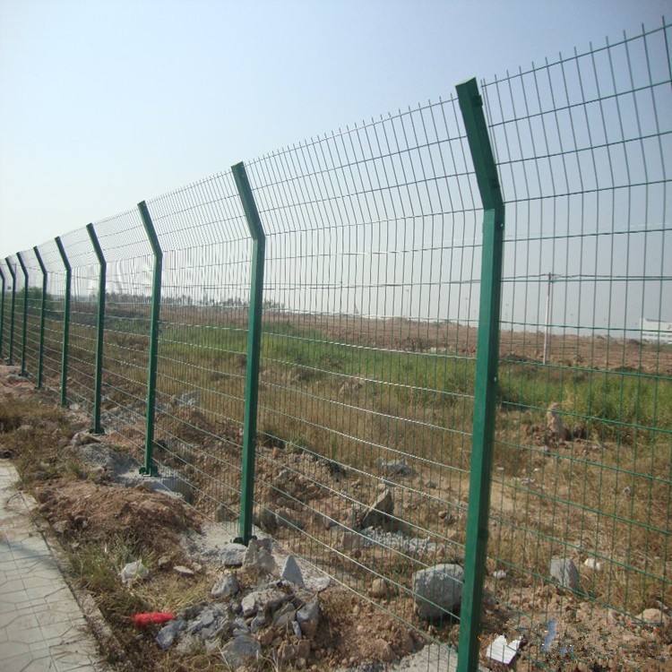 艺术园林防护网  安平PVC护栏网厂家订做  普兰店市隔离栅定做示例图10