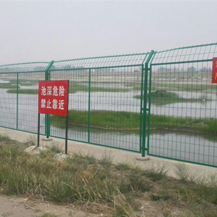 河渠安全防护网 水库防护网博安厂家直销定制 价格合理