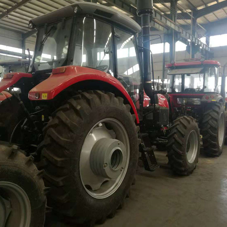 现货出售农用拖拉机 东方红-300-400型轮式农用四驱大马力拖拉机示例图4