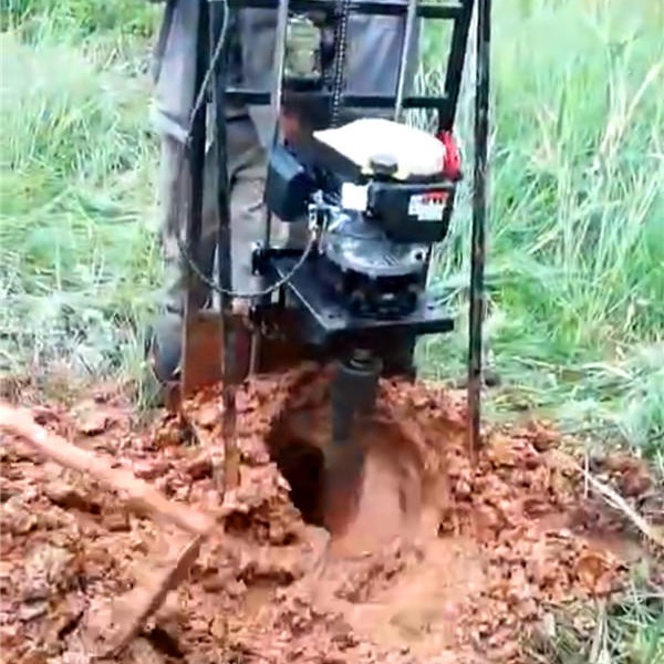 带架子的掏桩取土机 钻管桩机器清理 管桩芯泥土工具