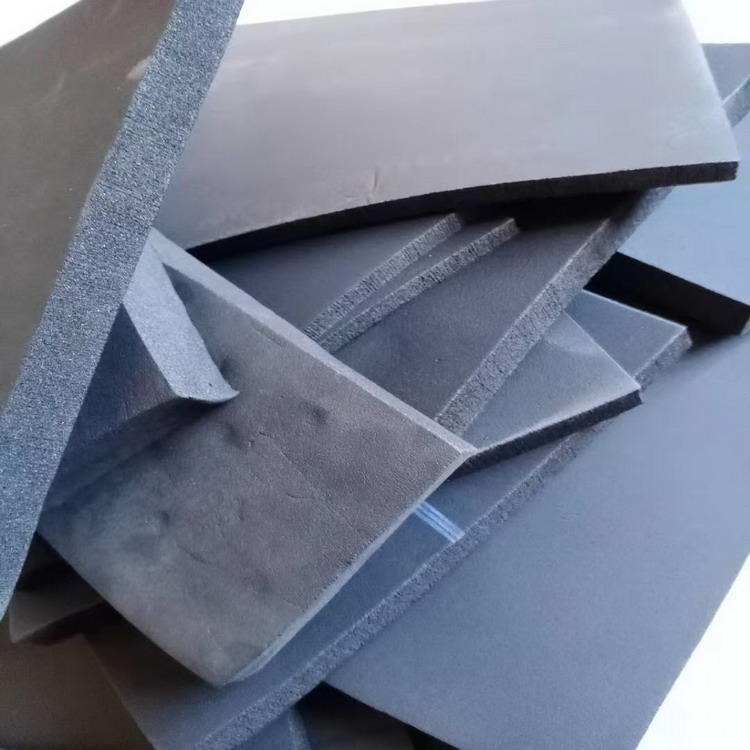 华美B1级橡塑保温板厂家直供 高密度隔热吸声带背胶橡塑保温板
