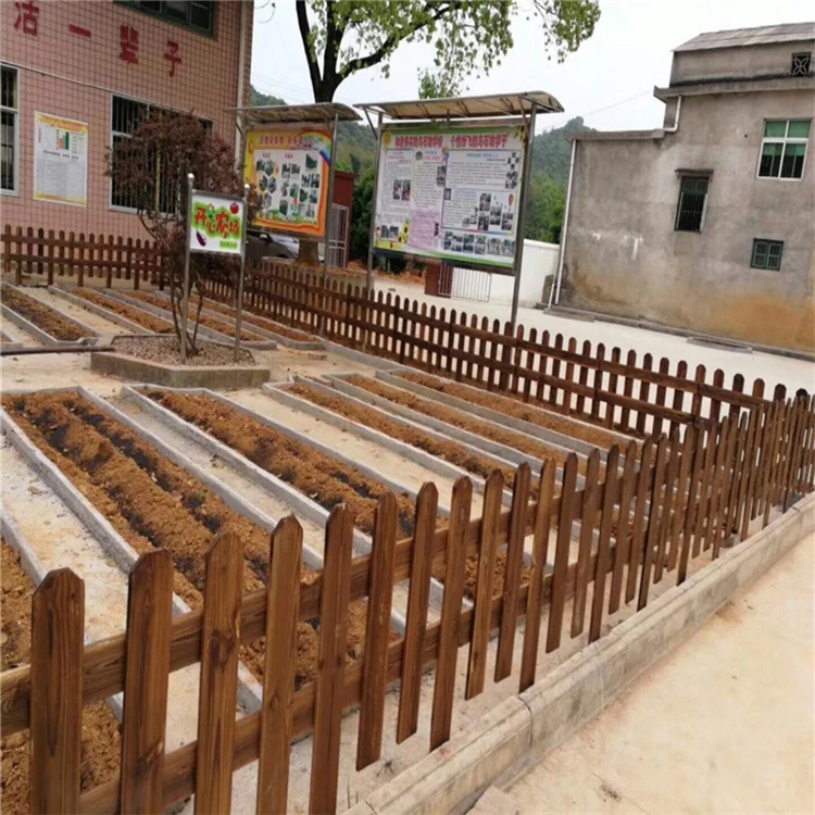 木质围栏 木栅栏 户外碳化防腐木栅栏 广东 佳星