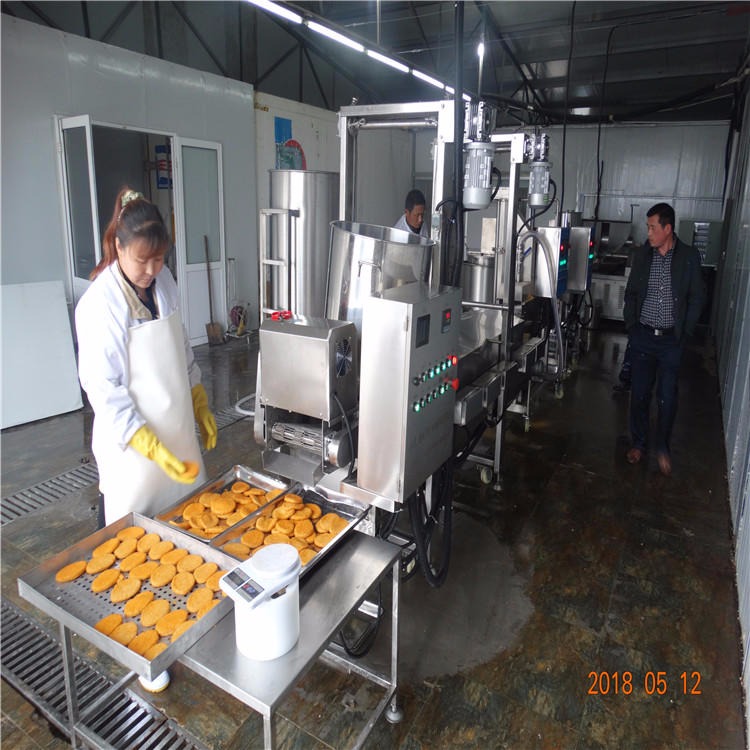 尚品SP-400型小型鱼饼成型机 肉饼成型机 厂家直销肉饼生产流水线