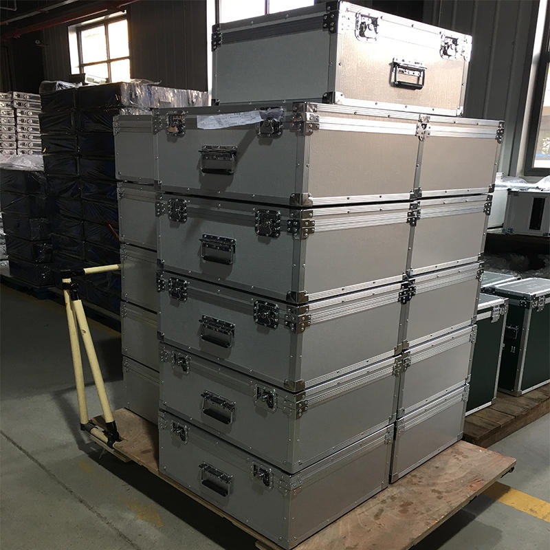 物资运输箱 设备包装箱 铝合金箱价格咨询长安三峰铝箱厂