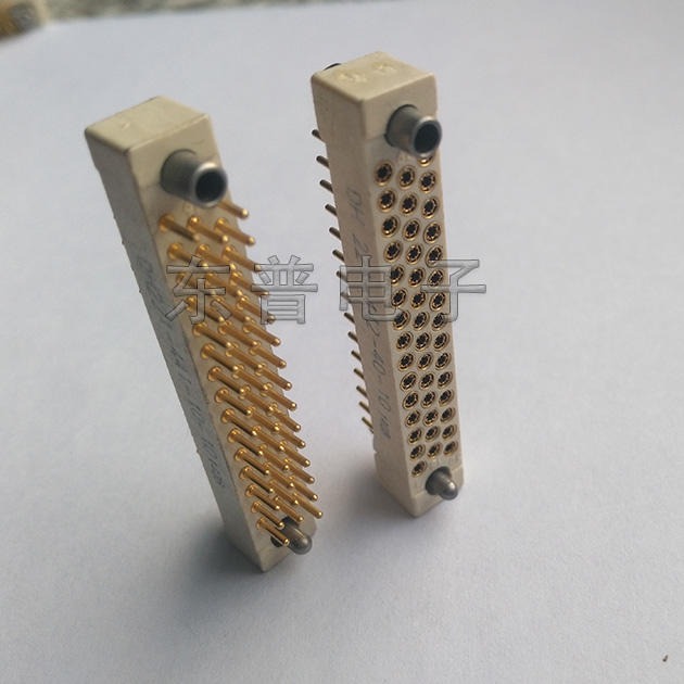 44线簧插孔连接器  插拔柔和 插拔次数10000次以上  可适应振动环境  东普电子制造 44芯线簧印制板连接器图片