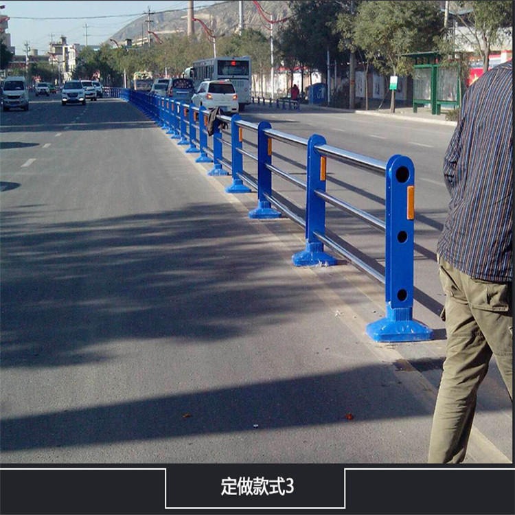 格拉瑞斯 北京市政护栏 定制城市中间道路 市政护栏 交通马路隔离工程护栏