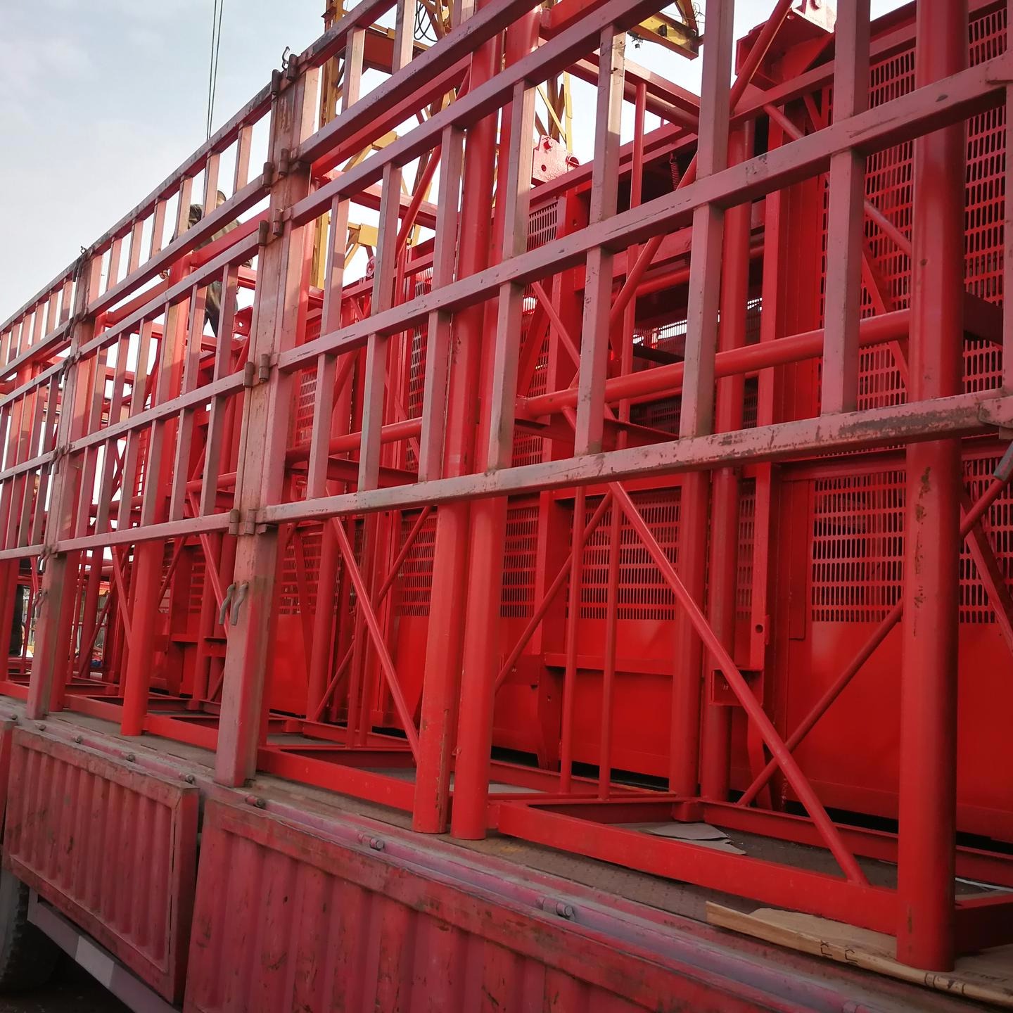 郑州宝基SSE160型升降机 建筑施工24米龙门架施工升降机 自升式电动升降机