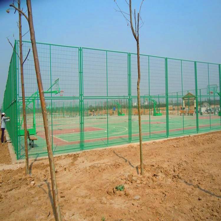 框架球场围栏 组装式排球场围网价格 云蓝