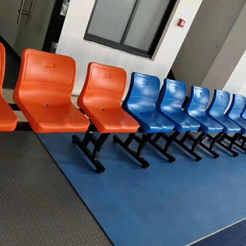 金伙伴体育设施供应连排椅  队员等候席  场馆休闲椅图片
