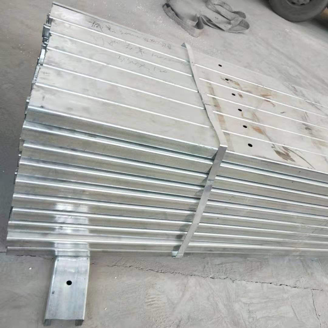 钢骨架轻型板厂家  钢骨架轻型板价格  天基板