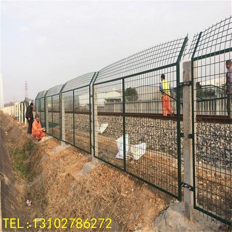 高铁金属栅栏、铁路金属栅栏、8001金属栅栏厂家图片
