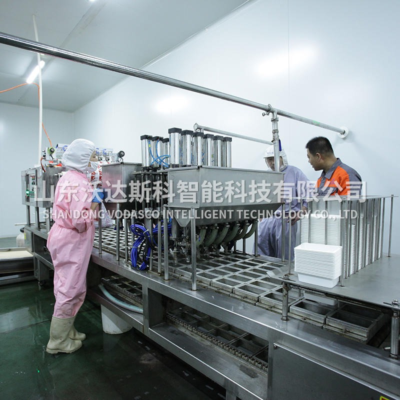 鲜羊血灌装生产线 鲜鹅血豆腐生产流水线 鲜鹅血生产机械图片
